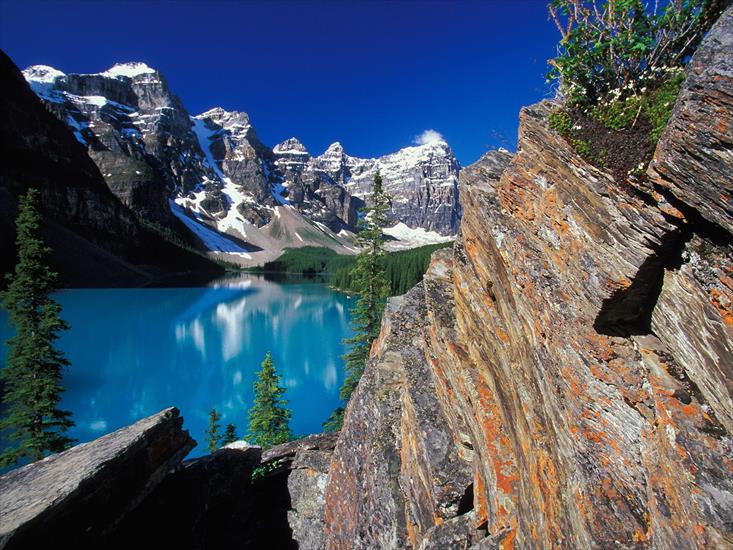 National Parks Wallpapers - Moraine Lake and Valley of the Ten Peaks, Banff National Park, Canada.jpg